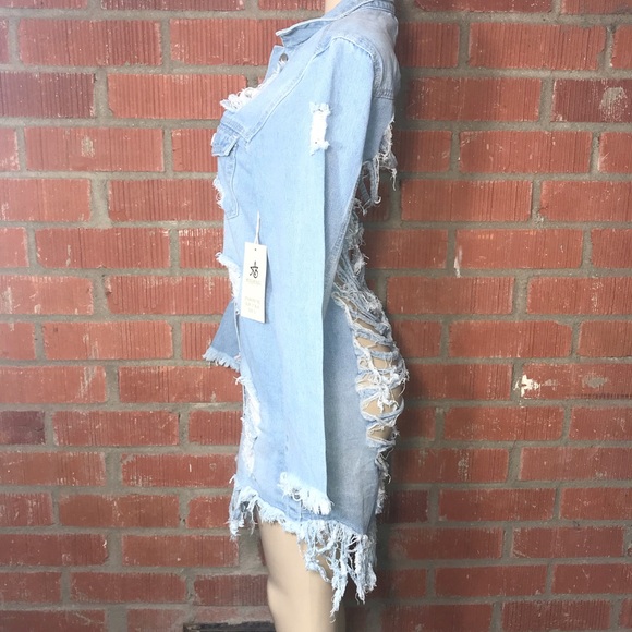 ☃️So Me Demin Distressed Jacket - Picture 3 of 6